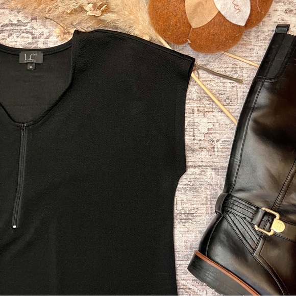 Laura Cruz short sleeve dress shirt with zippered round neck detail size XL - Picture 5 of 8